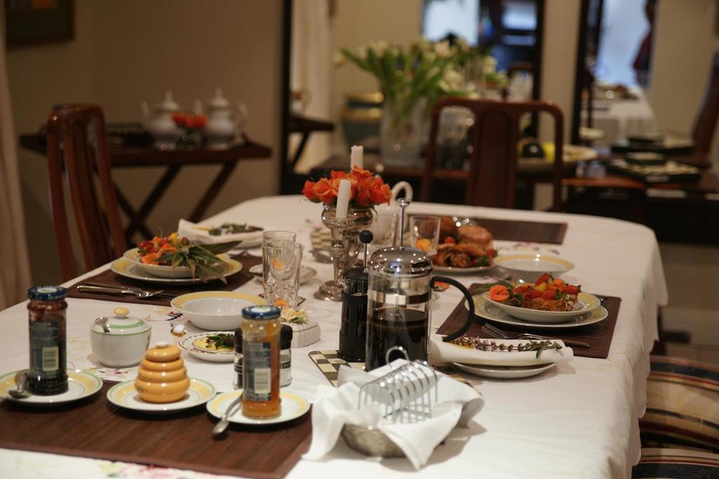 A Hundred Thousand Welcomes B&B Sandton Εξωτερικό φωτογραφία